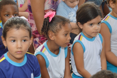 Entrega dos Kits Escolares na Umei Cândida Ferreira (52)