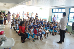 Entrega dos Kits Escolares na Umei Cândida Ferreira (9)