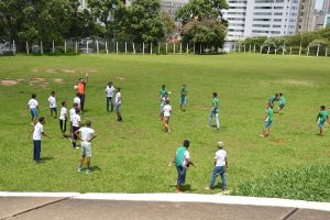 Estudantes de Contagem participam de projeto que visa promover a interação entre crianças e o Exército Brasileiro